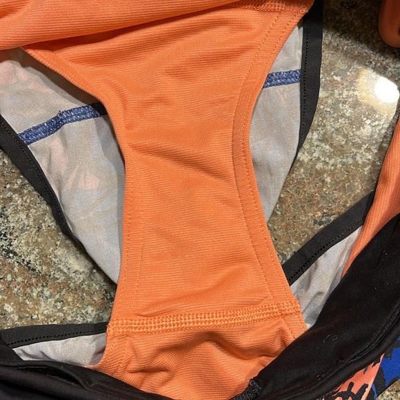 LULU LEMON SPEED SHORT Paint Storm Harbor Blue Multi Sz 4 Vented Running Shorts - Picture 11 of 14